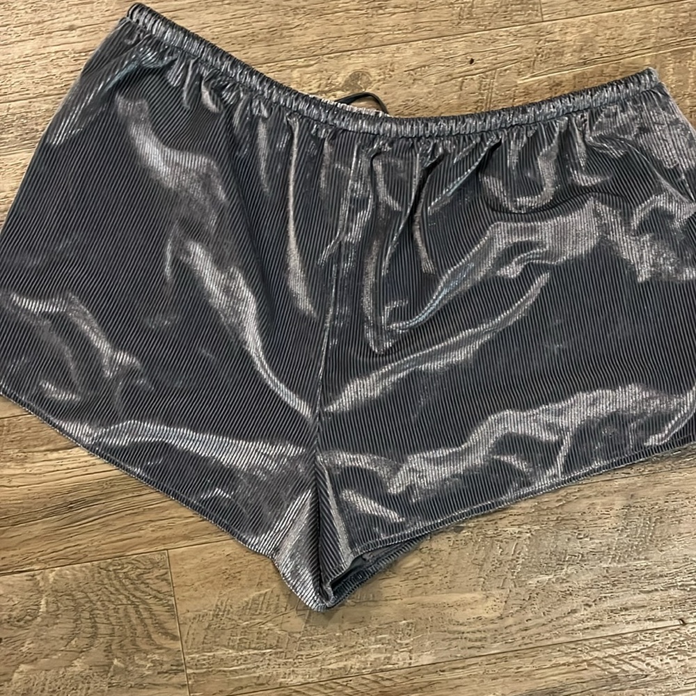 Victoria’s Secret pj Shorts - Picture 4 of 4